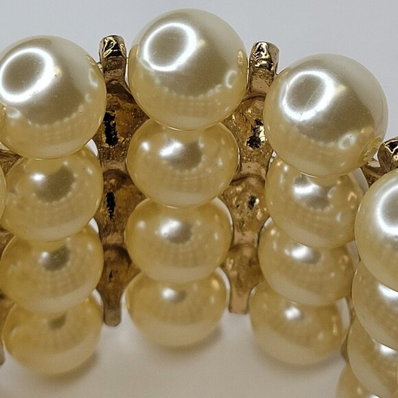 Statement Large White Pearl Ball Bead Stretchy Cuff Bracelet - Picture 5 of 10